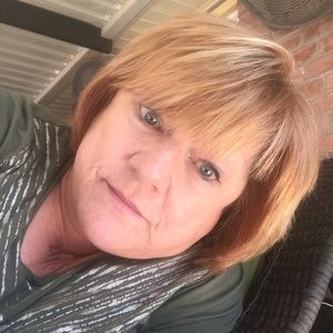 Meet your Posher, Cathy